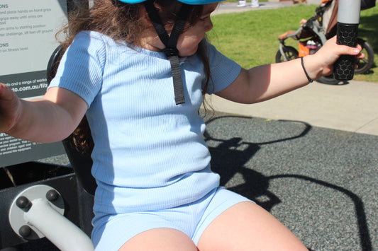 Maia & Mou Basics - Light Blue Ribbed Tee