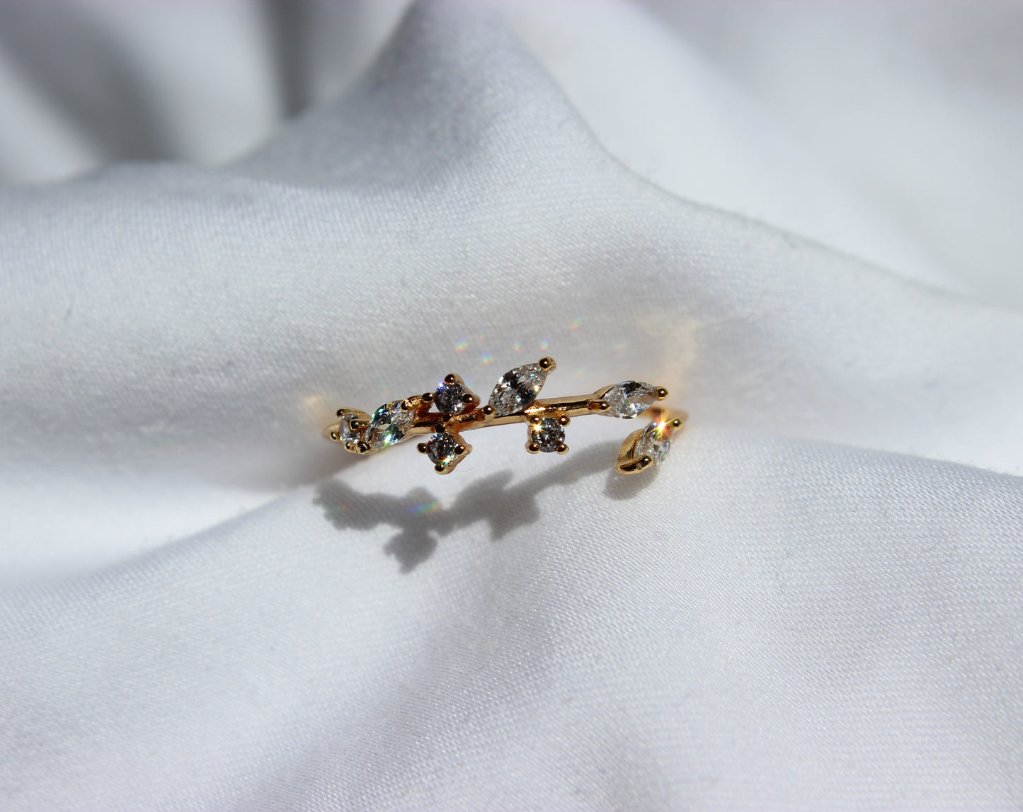 Adjustable Leaf Ring